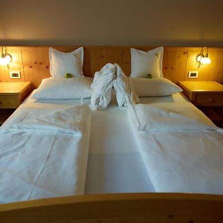 Hotel Tiefenbrunn Gardensuites & Breakfast Lana Exterior photo