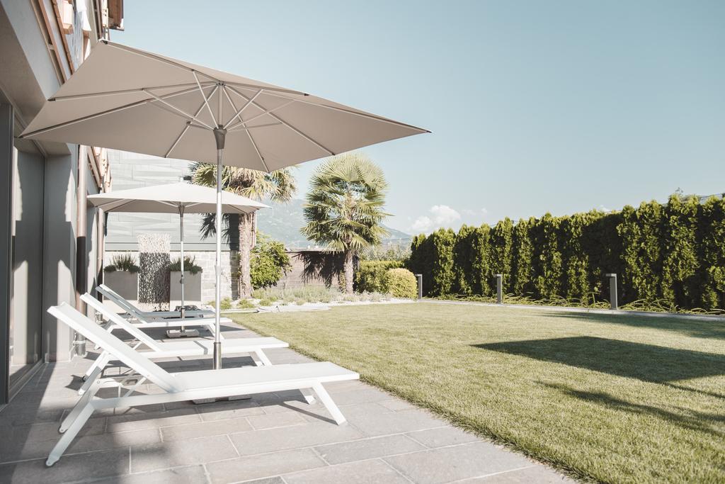 Hotel Tiefenbrunn Gardensuites & Breakfast Lana Exterior photo